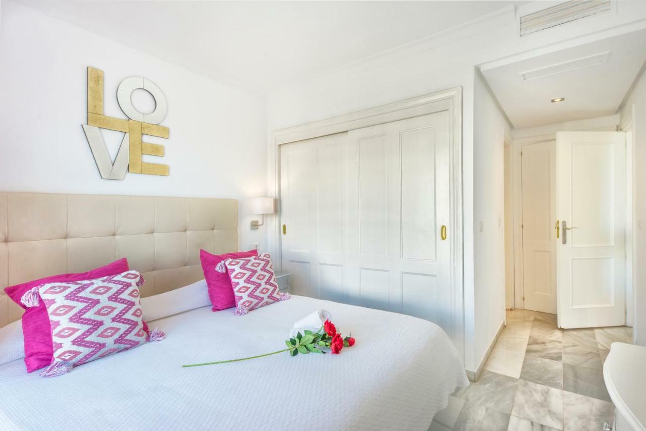 Ferienwohnung Jardines Del Puerto Marbella Exterior foto